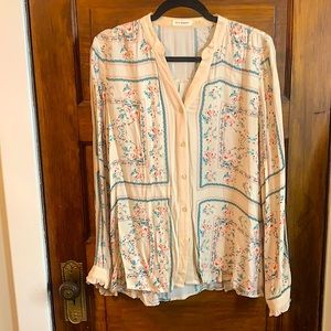 Floral Blouse with pretty quilted pattern